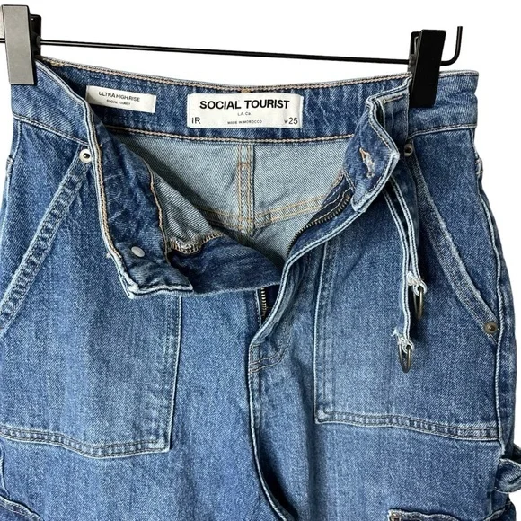 Social Tourist Ultra High Rise Cargo Wide Leg Jeans Size 25 - Picture 3 of 7